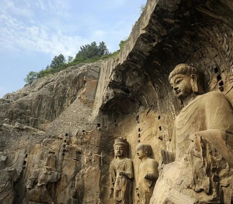 longmen grottoes