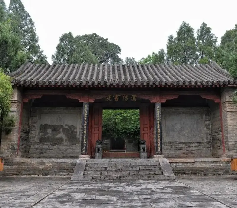 temple gate henan 2