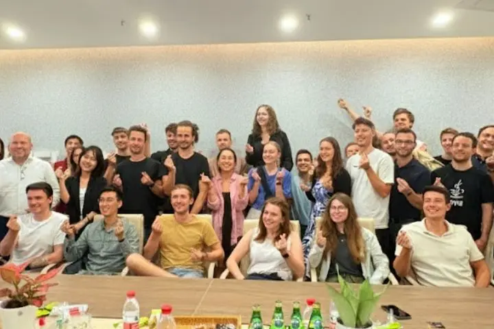 tour-students